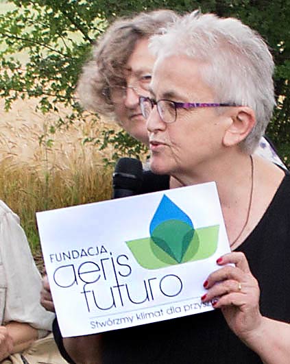 2 platany dla Fundacji Jerzego Turowicza