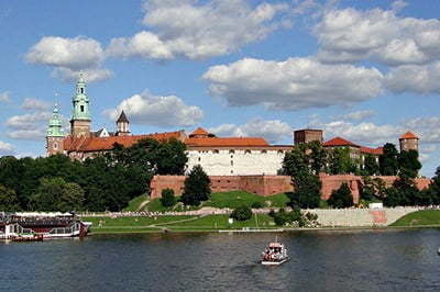 Krakowski Klaster Energii – szansa na&nbsp;zagospodarowanie 9 ha&nbsp;krakowskich dachów w&nbsp;panele fotowoltaiczne