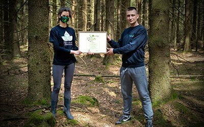 Sadzimy drzewa w&nbsp;Parku Gór Stołowych z&nbsp;firmą Renomat