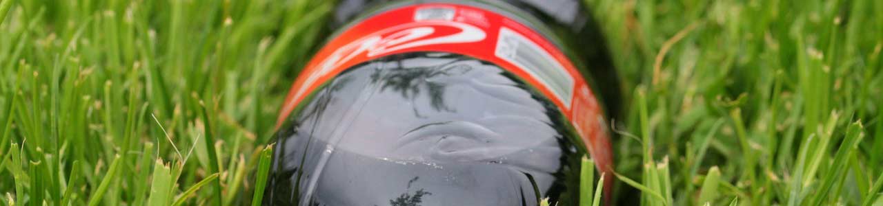 na zdjęciu widoczna butelka coca coli