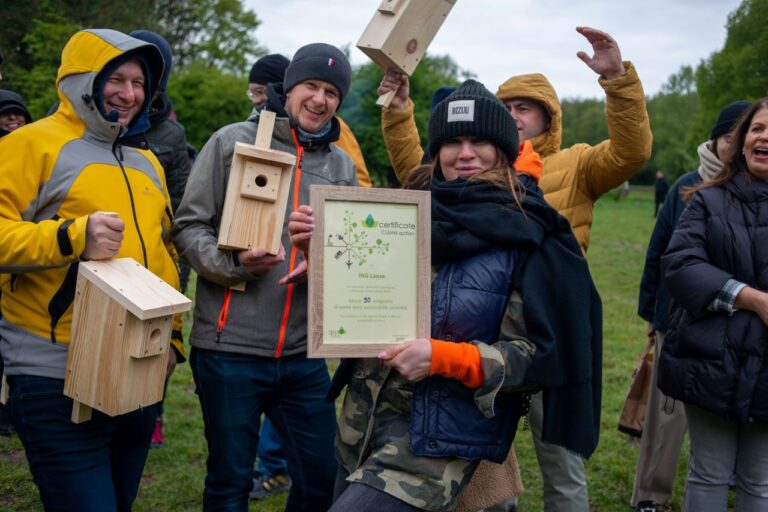 ING_Leasse-Aeris_Futuro-akcja_CSR-sprzatanie 